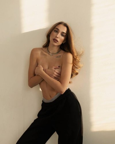 Голая Алена Артамонова