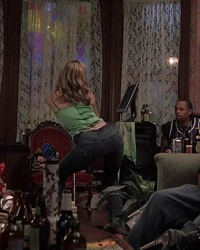 Linda Cardellini