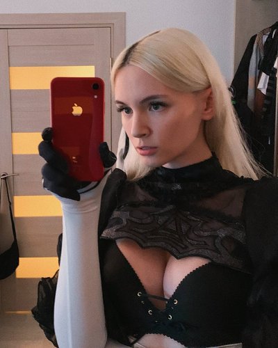 Голая Евгения Уайлд