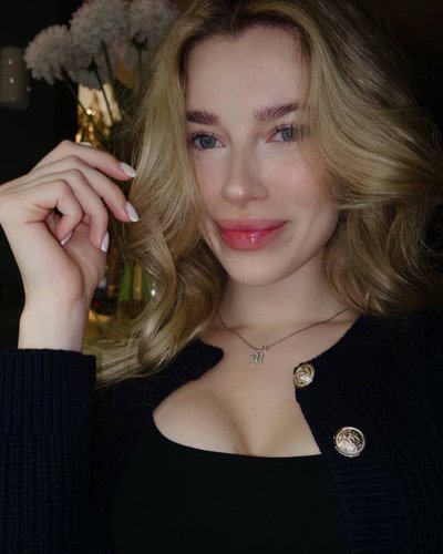 Голая Maryymme