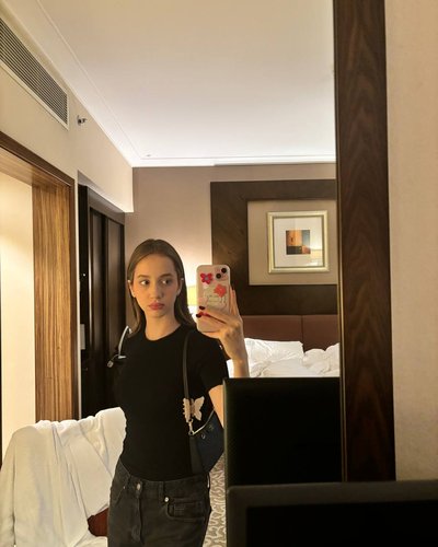 Голая Ангелина Клевцова