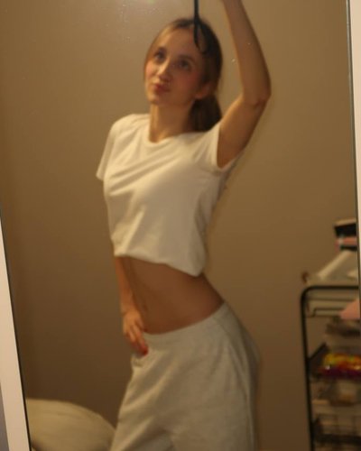 Голая Ангелина Клевцова