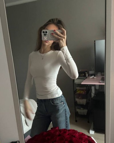 Голая Ангелина Клевцова