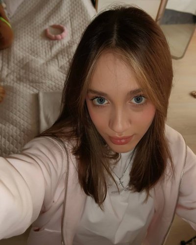 Голая Ангелина Клевцова
