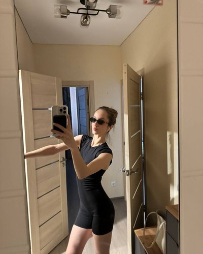 Голая Ангелина Клевцова