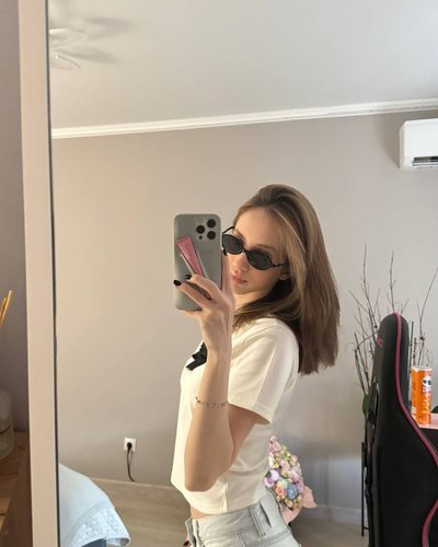 Голая Ангелина Клевцова