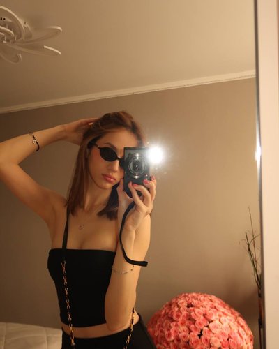 Голая Ангелина Клевцова