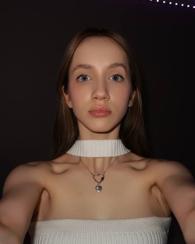 Голая Ангелина Клевцова