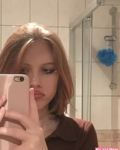 Kira Avrorka Nude