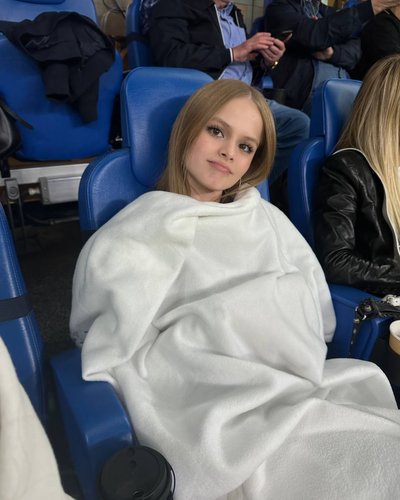 Миланы Стар