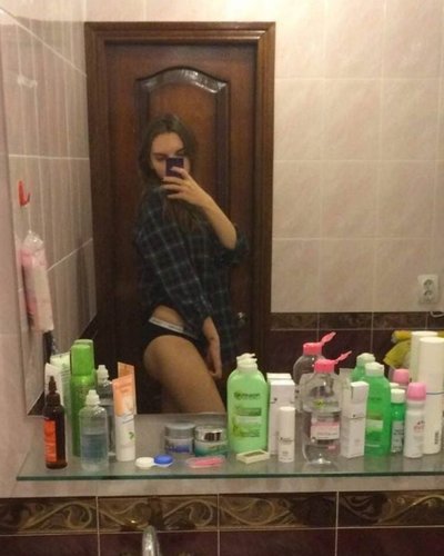 Vika Mednis Nude
