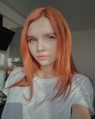 Леры Смородиновой