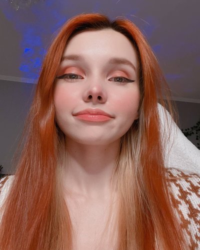 Леры Смородиновой