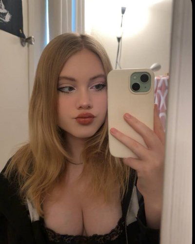 Kira Avrorka Nude