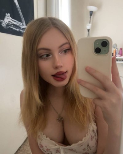 Kira Avrorka Nude