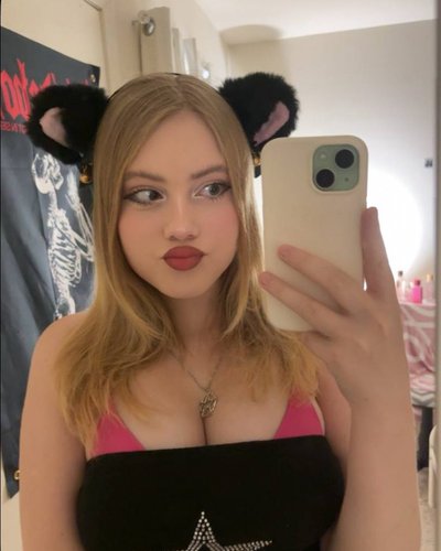 Kira Avrorka Nude