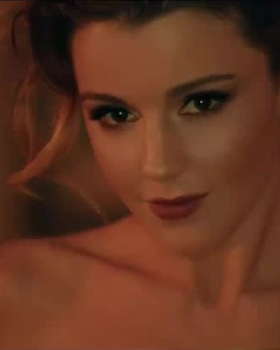 Голая Юлианна Караулова