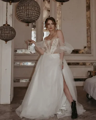 Алины Ланиной