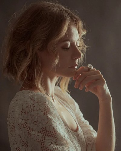 Голая Карина Разумовская