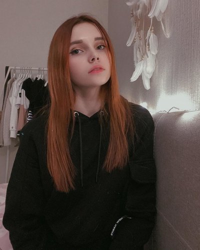 Леры Смородиновой