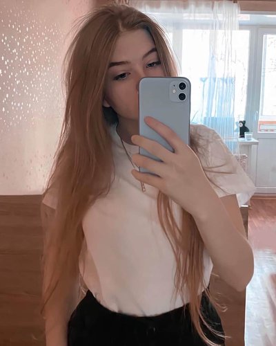 Голая Гаечка