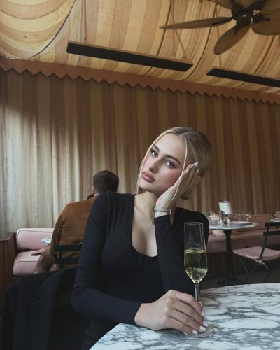 Арины Савастру