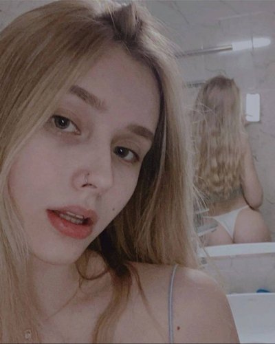 Голая Whylollycry