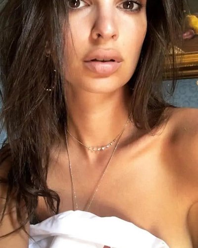 Emily Ratajkowski