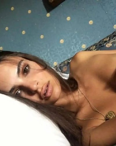 Emily Ratajkowski