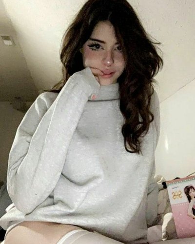 Голая Hannahowo
