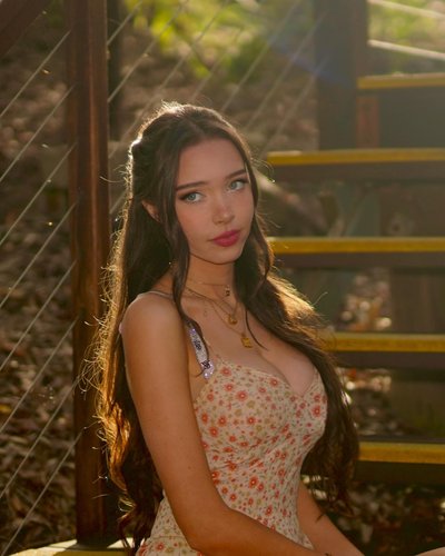 Lydia Violet
