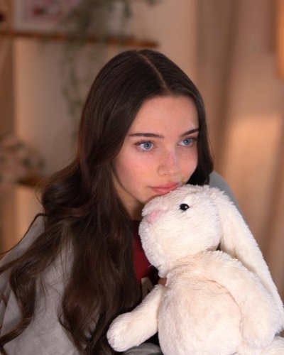 Lydia Violet