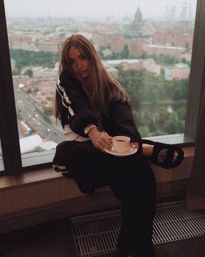 Mari Kraymbreri