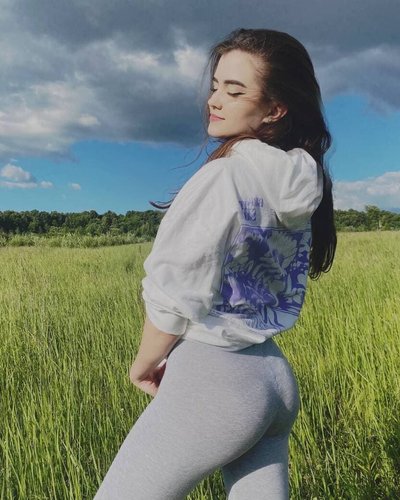 Голая Оля Таганова
