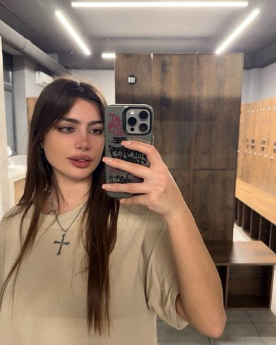 Голая Diana Rosca