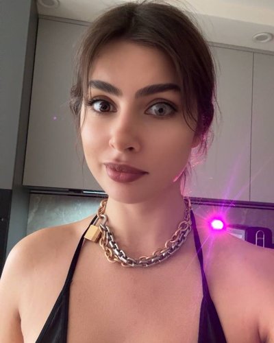 Голая Diana Rosca