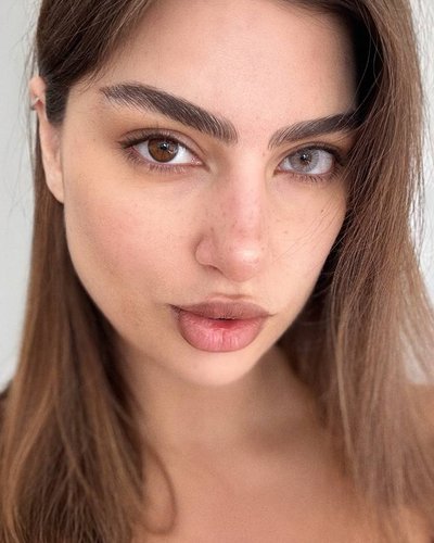 Голая Diana Rosca