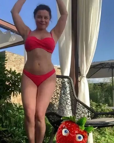 Голая Наташа Королева