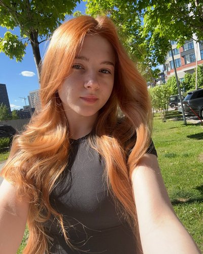 Голая Гаечка