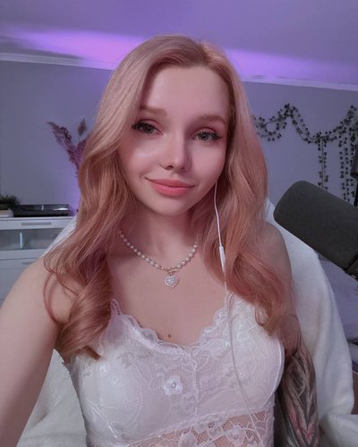Леры Смородиновой