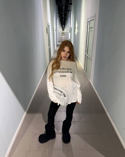 Голая Гаечка
