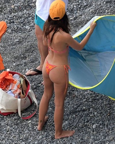 Emily Ratajkowski