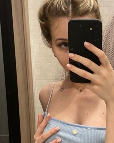 Голая Whylollycry