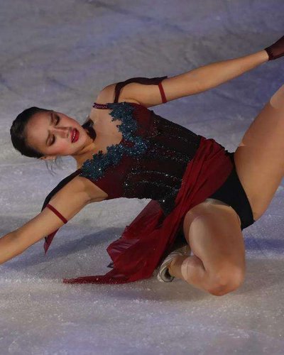Голая Алина Загитова