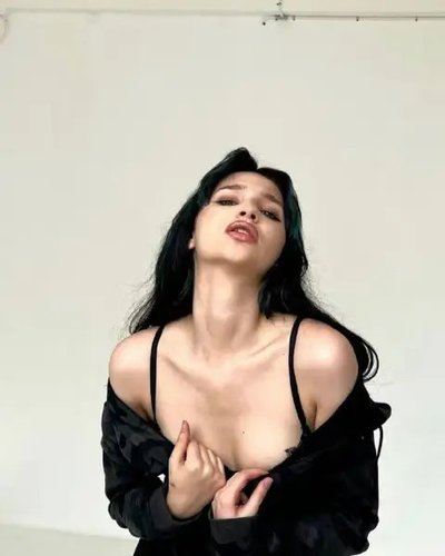 Голая Лиза Анохина