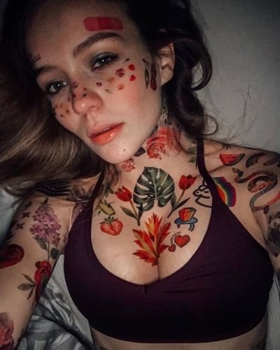 Маши Маевой