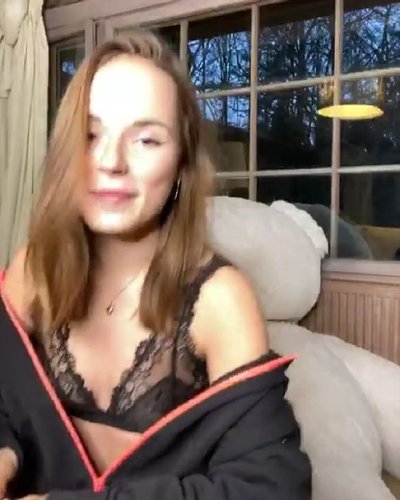 Саши Спилберг