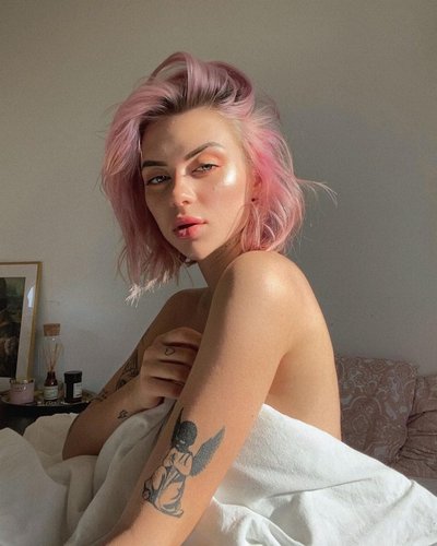Голая Алина Олешева