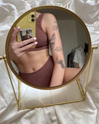 Голая Алина Олешева