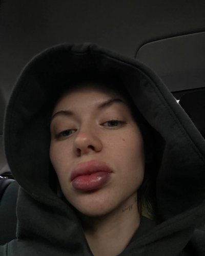 Голая Алина Олешева